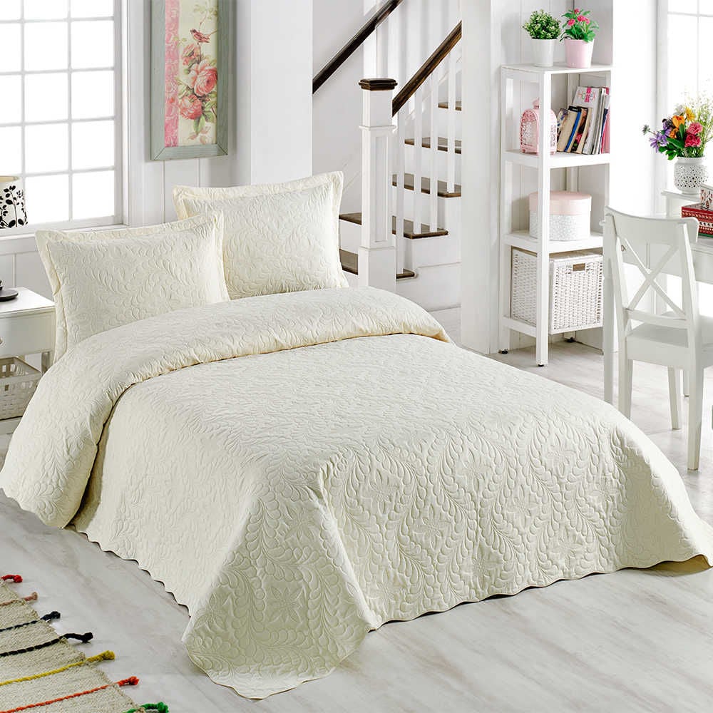 Çift Kişilik Microfiber Yatak Örtüsü Takımı Krem