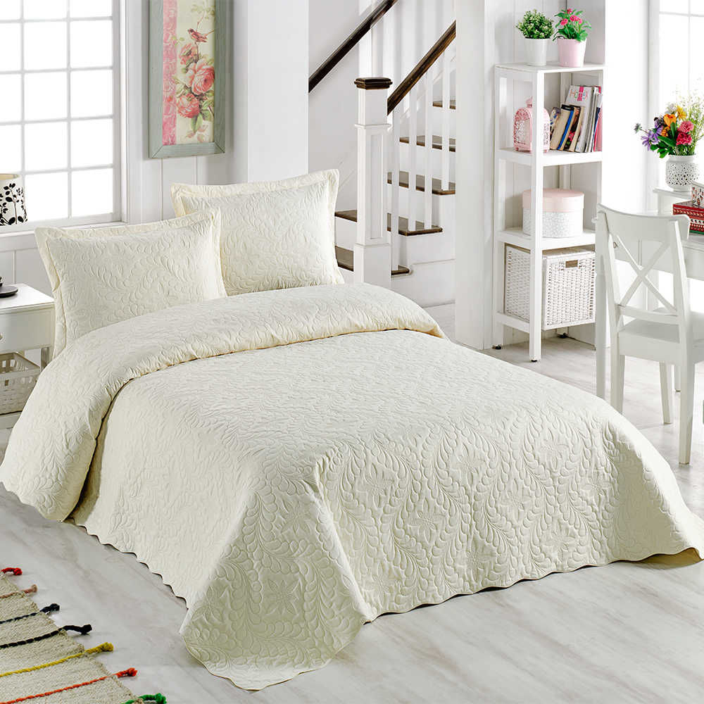 Çift Kişilik Microfiber Yatak Örtüsü Takımı Krem