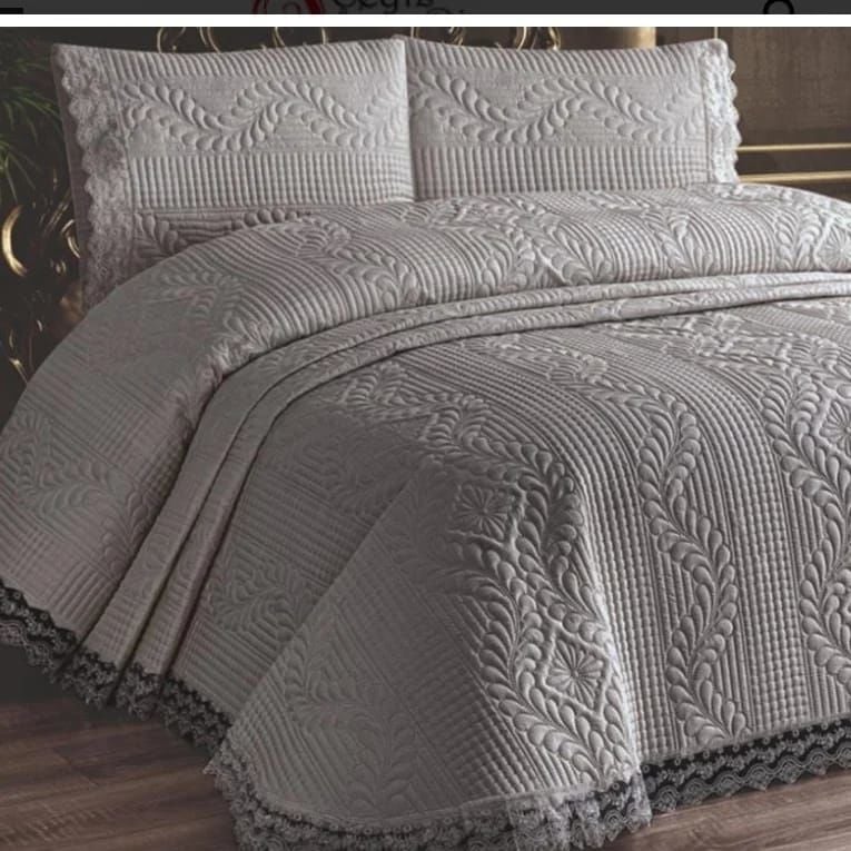 Çift Kişilik Güpürlü Yatak Örtüsü Takımı Gri