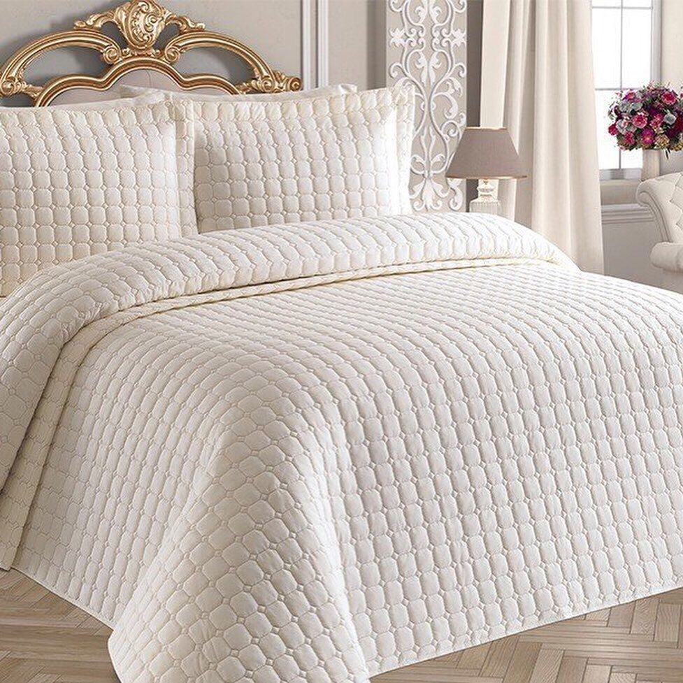 Çift Kişilik Hayal Yatak Örtüsü Takımı